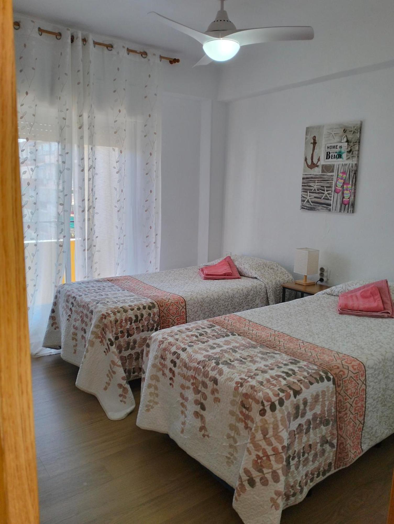 Ricardo Hostal Apartamento 3 Habitaciones لقنت المظهر الخارجي الصورة